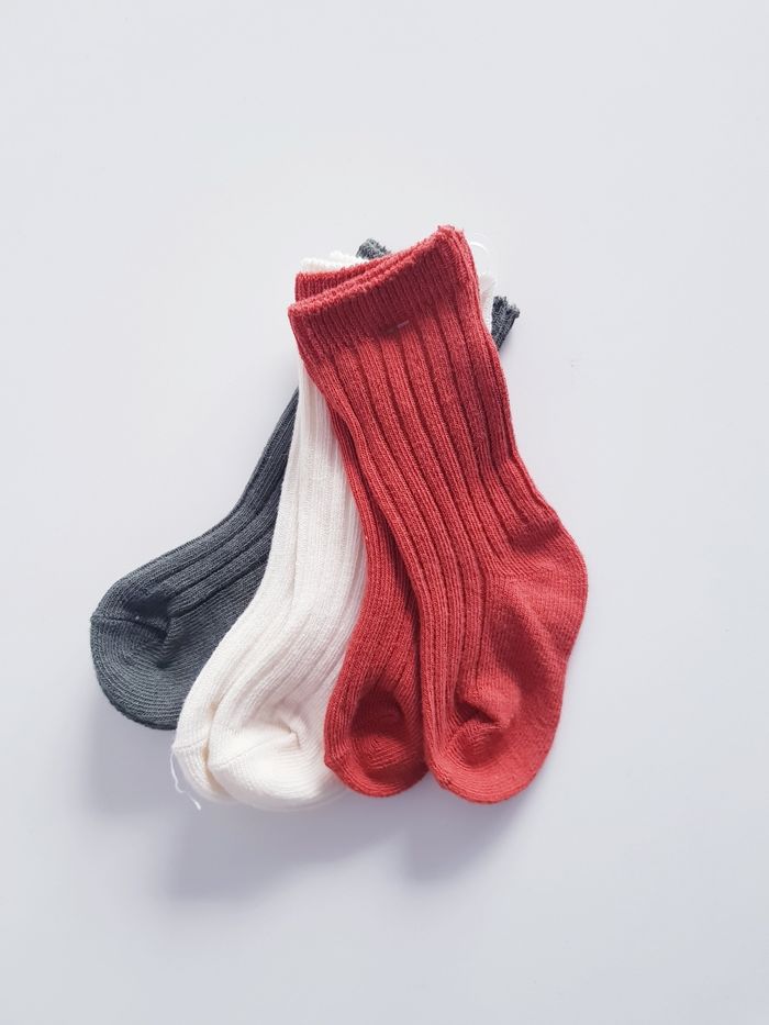 Lot de 3 paires de chaussettes - 15/18 - Neuf ! - photo numéro 2