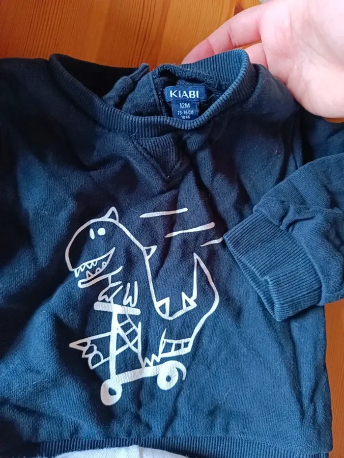 2 pull 🦖 - photo numéro 3