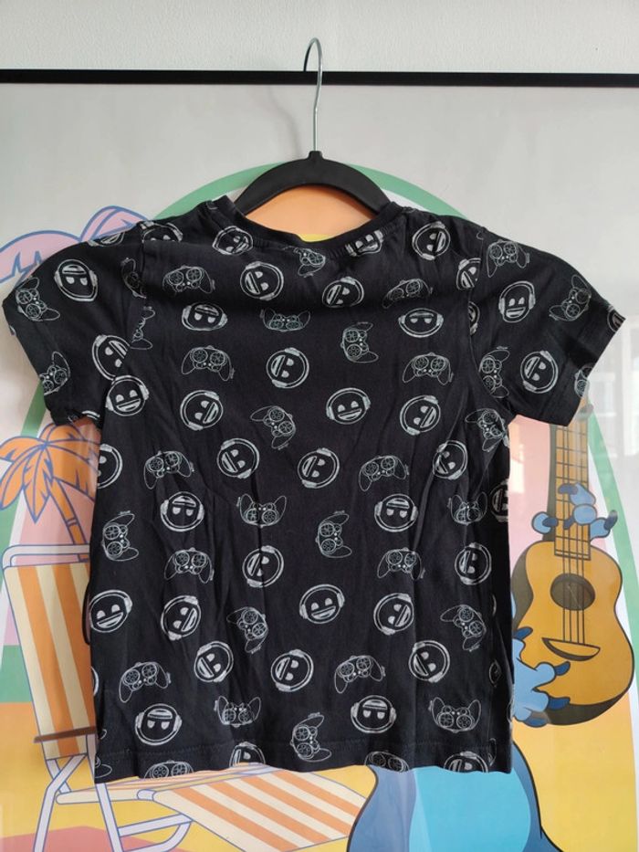 T-shirt emoji Primark 6 ans - photo numéro 4