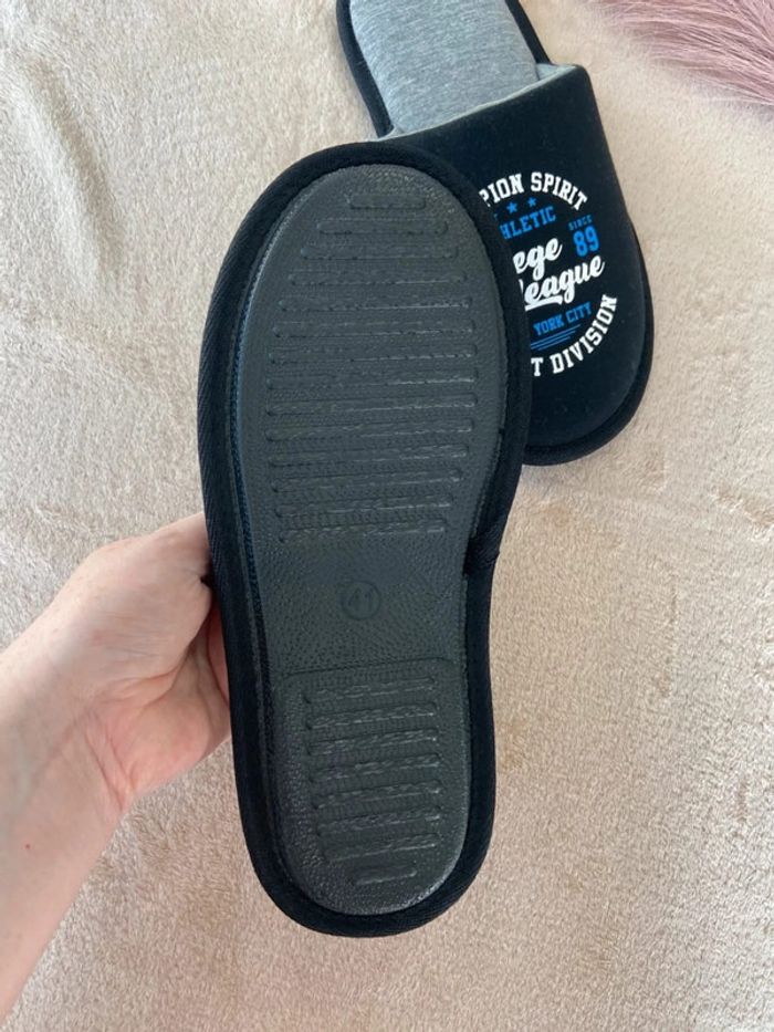 Chaussons homme 41 - photo numéro 3