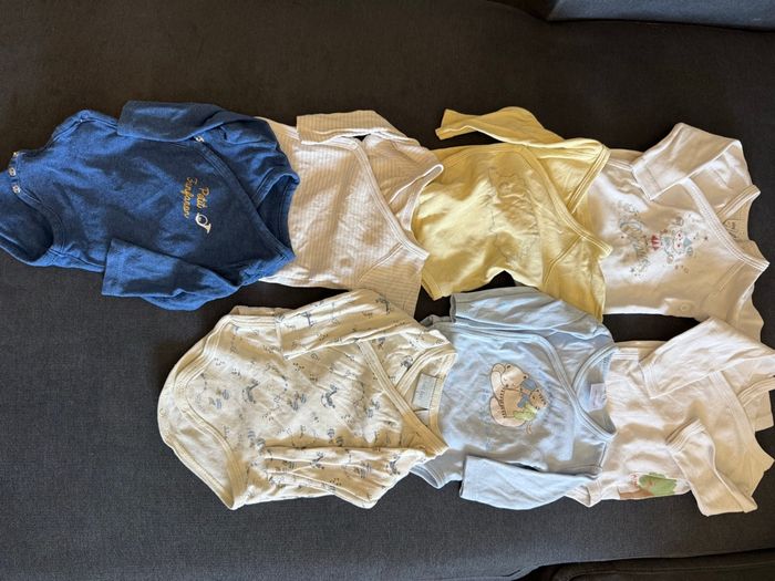 Lot bodies  1 mois - photo numéro 2