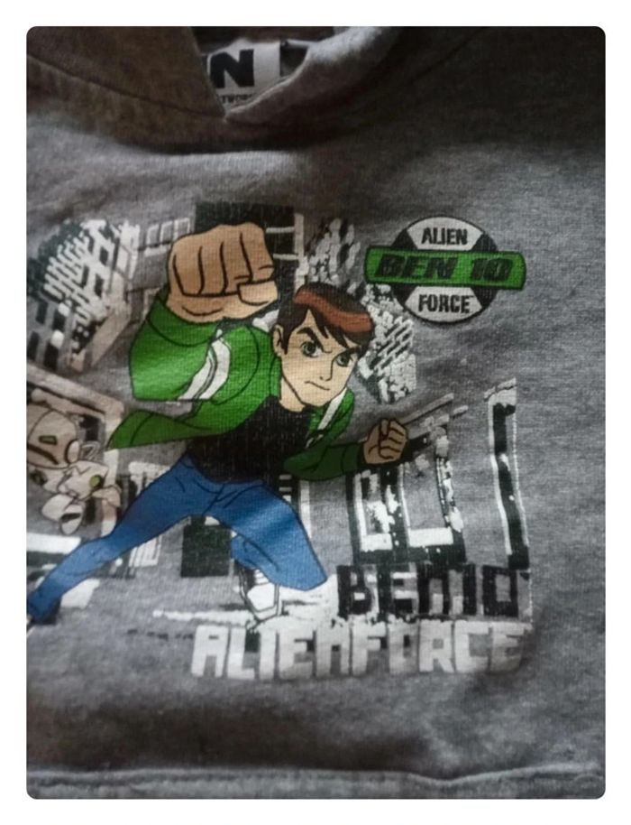 Sweat ben 10 4ans - photo numéro 2