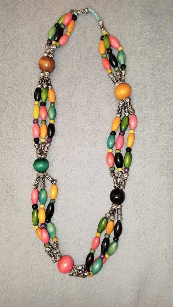 Collier multicolore en bois - photo numéro 2