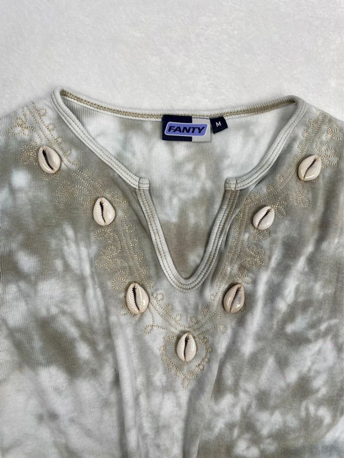 Top tie and dye detail broderie et coquillages y2k - photo numéro 2