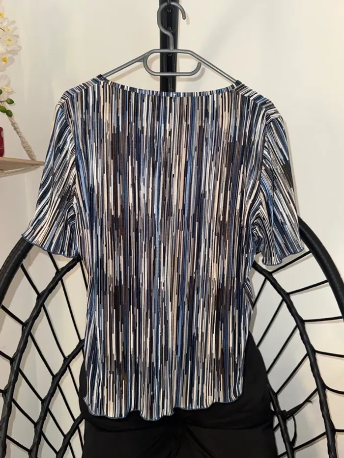 T-shirt élégant femme Damart – Taille unique – Confort et style - photo numéro 3