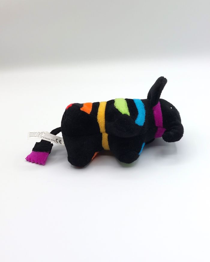 Petite peluche doudou éléphant noir rayures multicolores CAPAROL queue pinceau - photo numéro 4