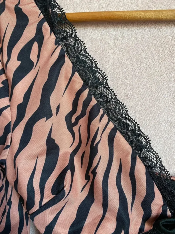 Top XS Neuf 🐅 - photo numéro 4