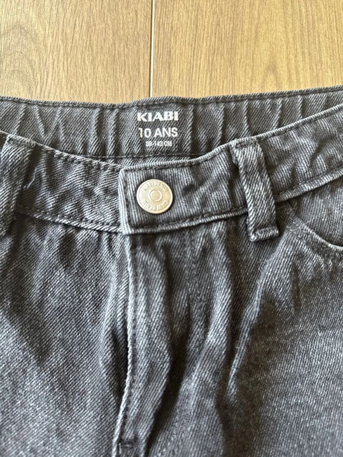 Short fille en jeans noir T. 10 ans - photo numéro 3