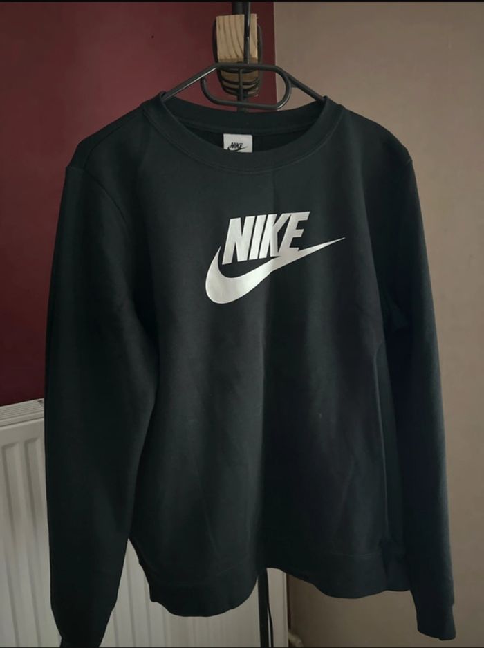 Pull Nike