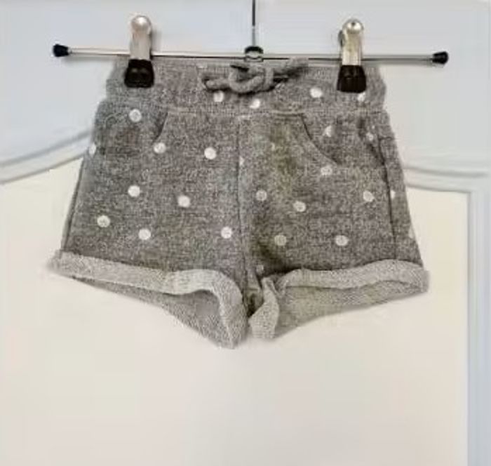 Short Emoi, taille 5 ans