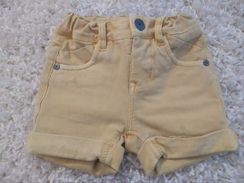 Short jaune 18 mois