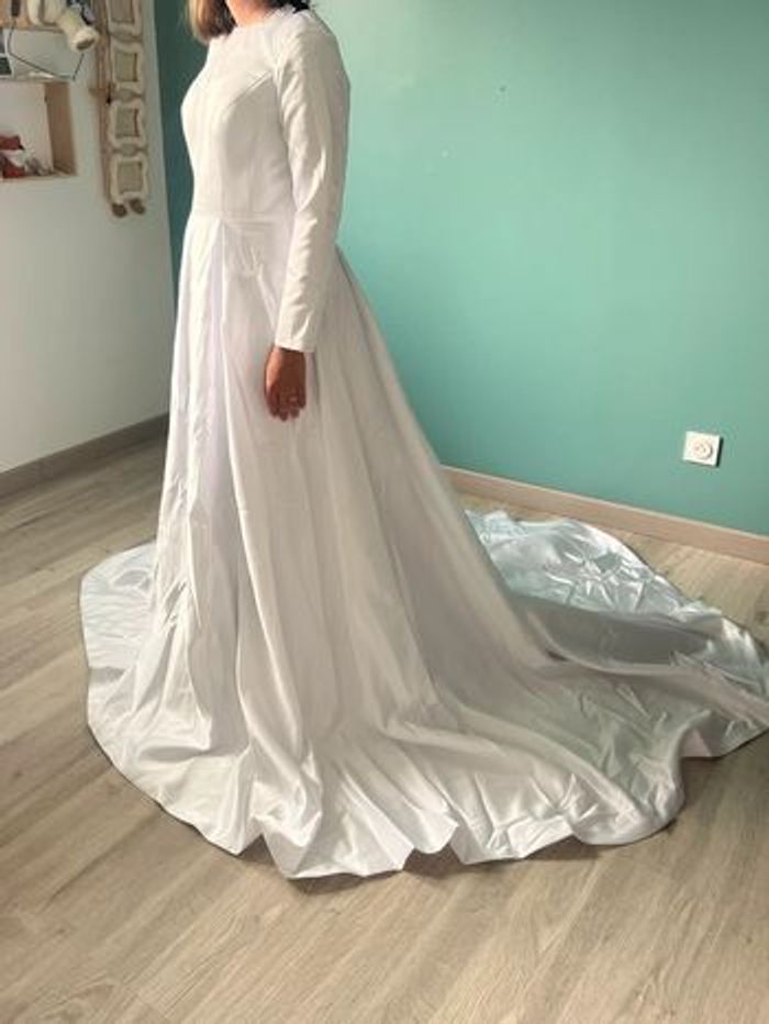 Robe de mariée manche longue T46 PLUS SIZE - photo numéro 2