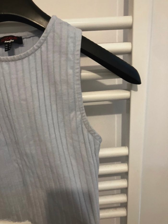 Debardeur crop top bleu clair - photo numéro 3