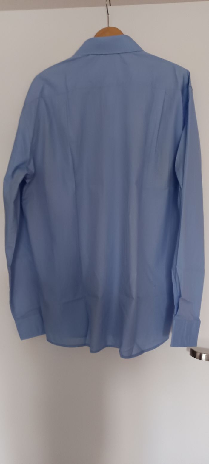 Chemise bleue - photo numéro 3