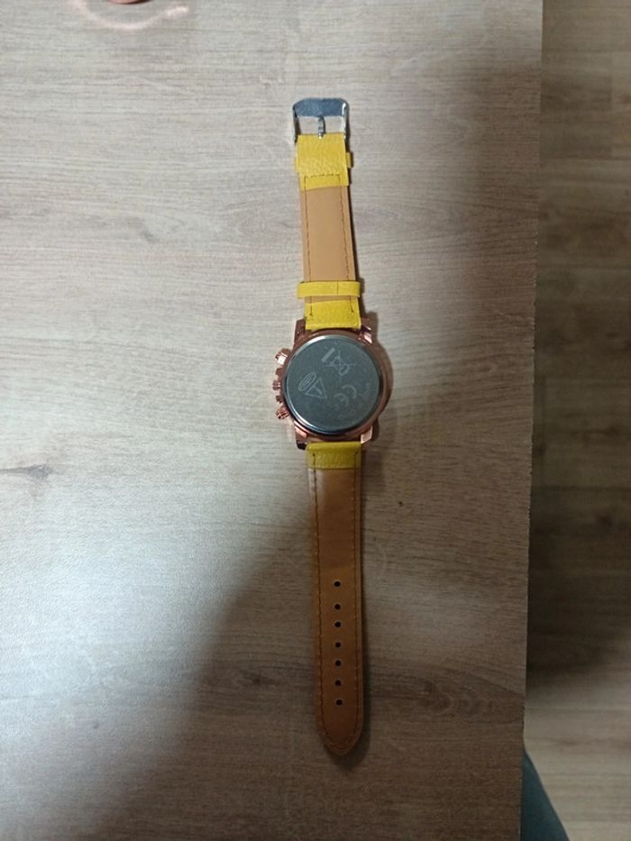 Montre - photo numéro 3