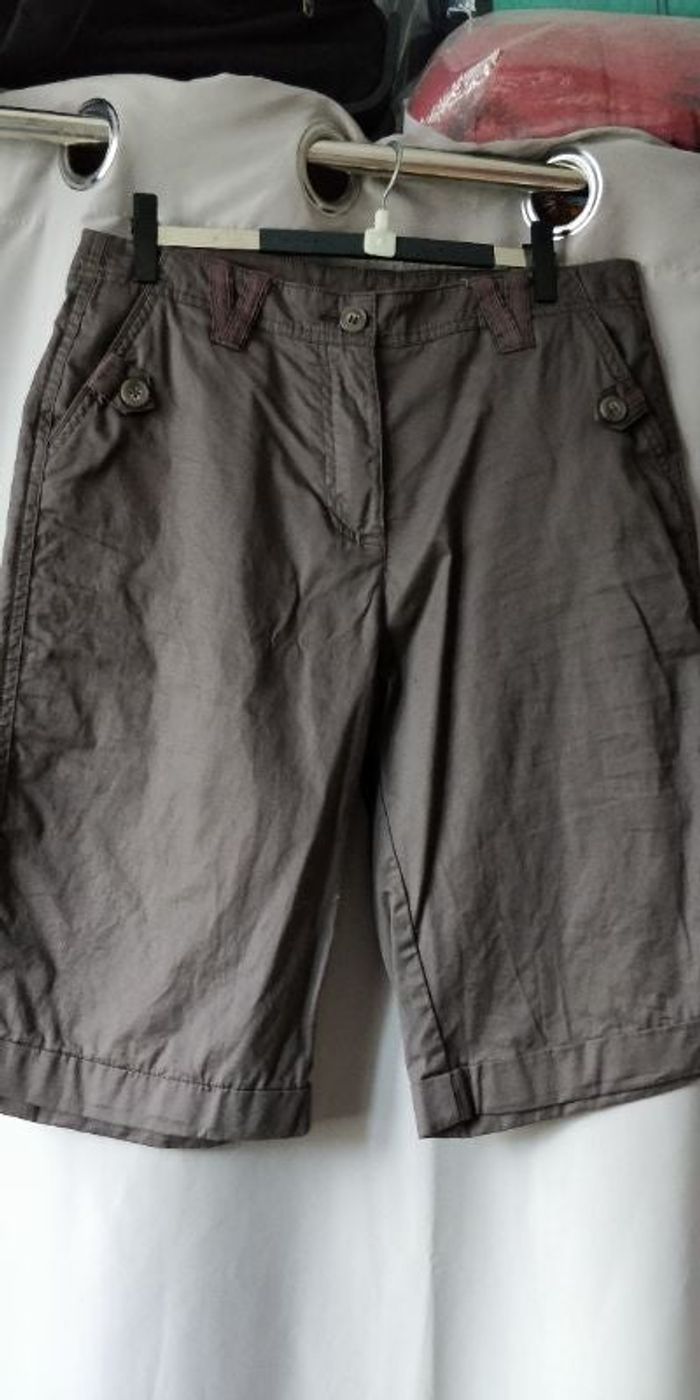 Short femme T38