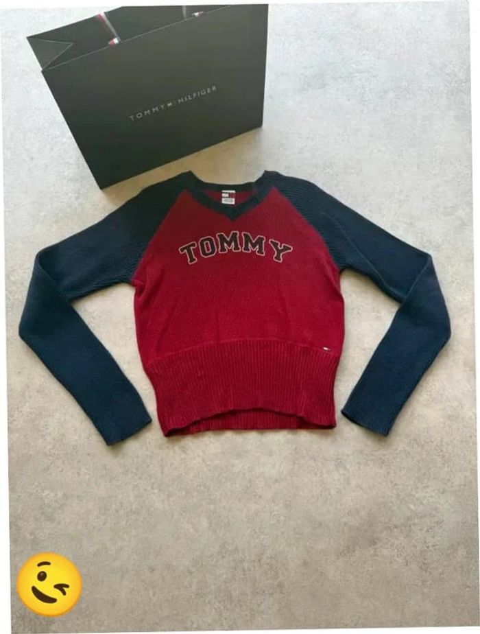 Pull Tommy Hilfiger Col V Taille L rouge Femme Women PULL188 - photo numéro 3