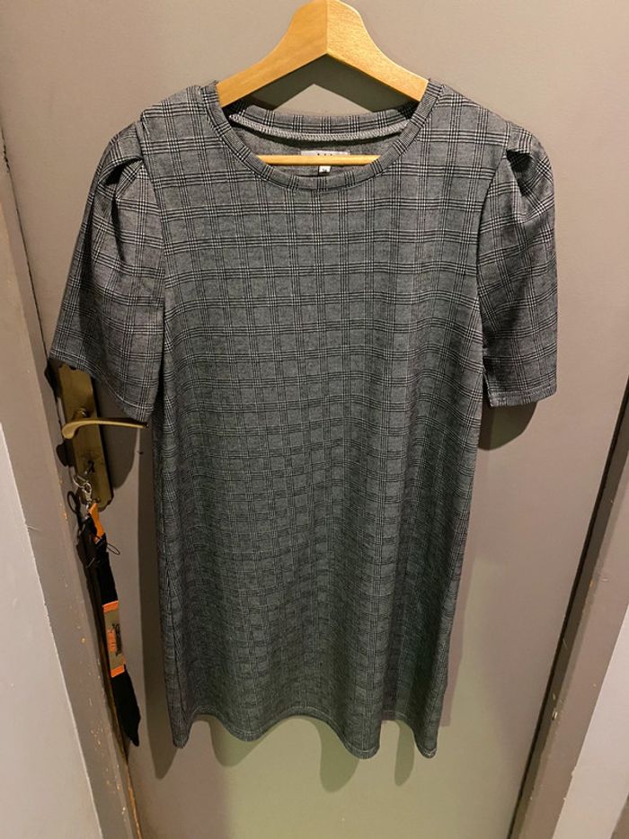 Robe à carreaux