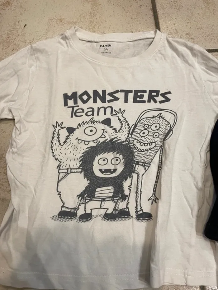 2 teeshirts manches longues Kiabi 6ans - photo numéro 2