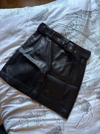 Jupe similicuir noire H&M
