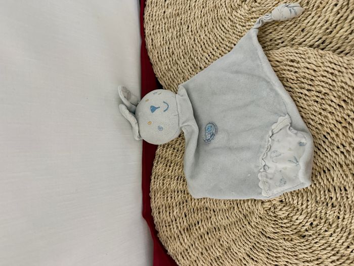 DOUDOU PLAT SUCRE D'ORGE LAPIN Bleu blanc 2 nouettes BALEINE - photo numéro 4