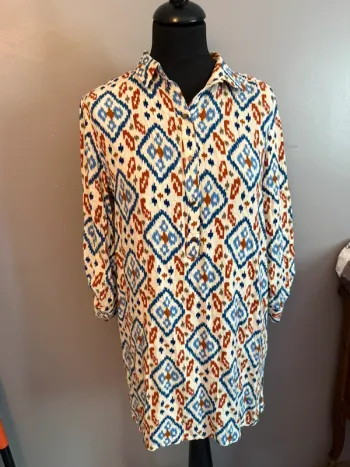 Robe courte Akoz
