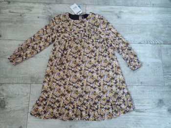 Robe sergent major taille 7ans neuf