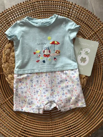 Combinaison courte de la marque, sergent Major en taille six mois