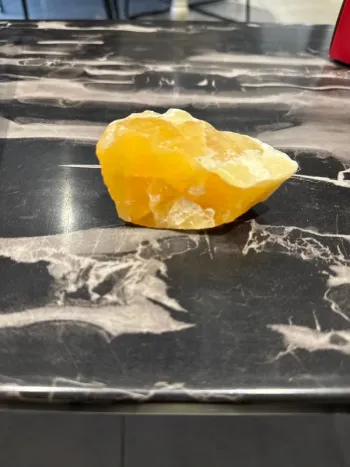 Pierre calcite orange