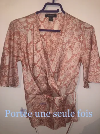 Blouse cache cœur Très bon état Taille S