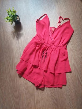 Combishort coupe volantée rouge PrettyLittleThing légère et fluide T36 TBE 🔴