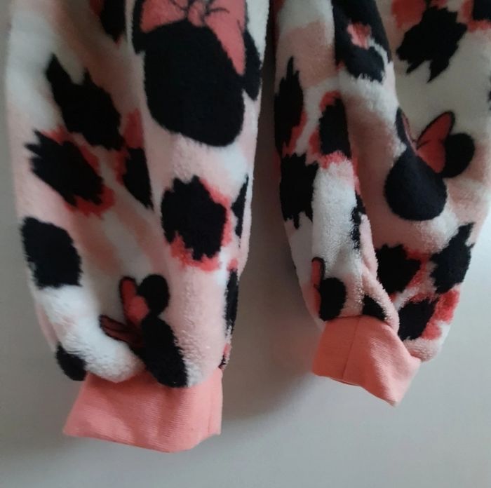 Combinaison Disney Taille s/m - photo numéro 4