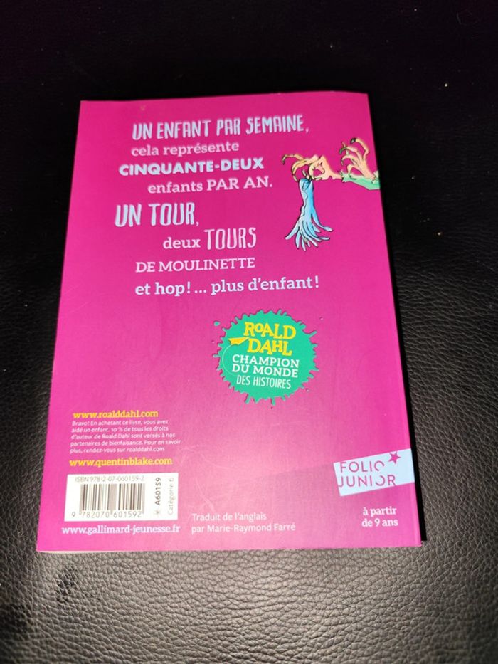 Livre sacrées sorcières de Roald Dahl - photo numéro 2