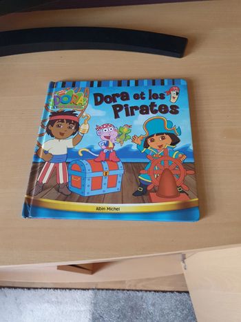 Dora et les pirates