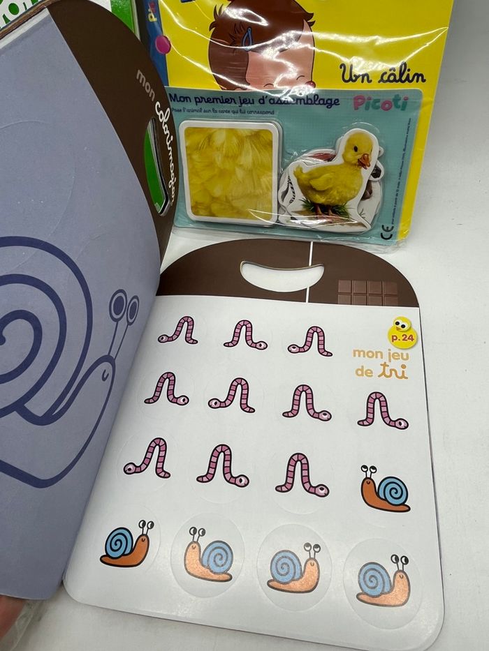 Lot de 4 livres d'activité Magazines Picoti Je joue Gommette Neuf - photo numéro 3