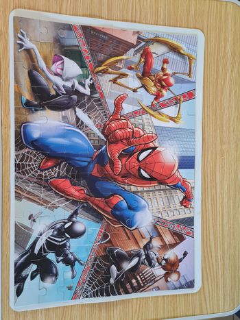 Puzzle Spiderman Marvel 104 pièces