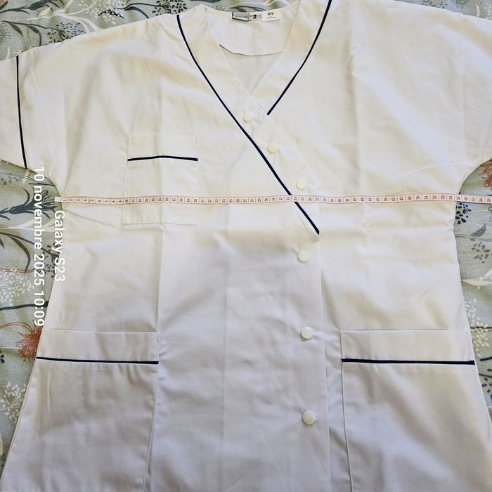 Ensemble aide-soignante (blouse + pantalon) taille 2 – Neuf jamais porté - photo numéro 8