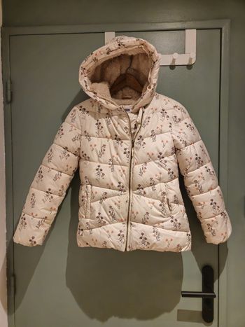 Manteau doudoune fille à capuche 