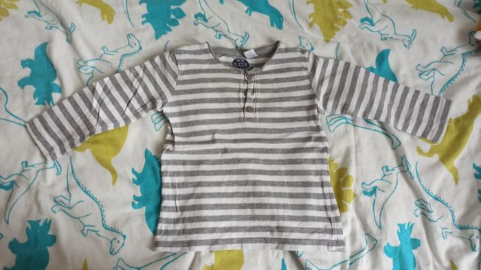 Lot t-shirts 2 ans - photo numéro 6