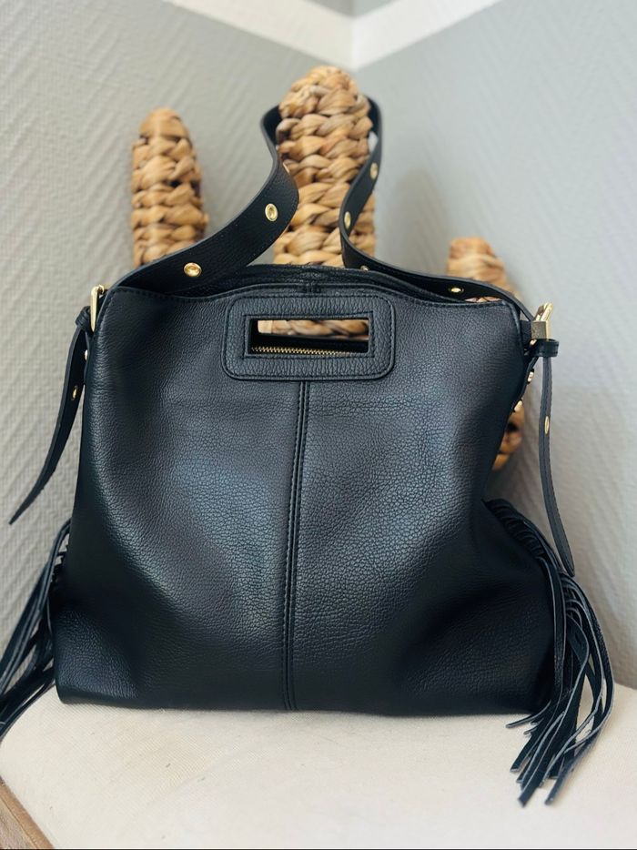 Sac noir cuir élégant grand modèle avec franges - photo numéro 9