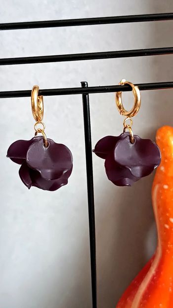 Mini créoles pétales noires