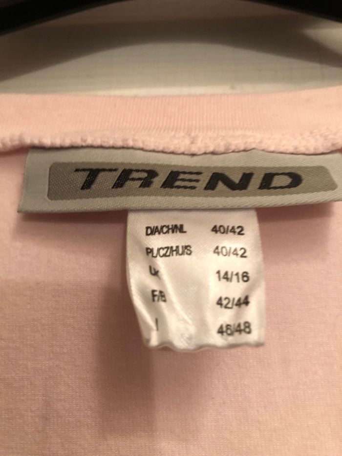 Vêtements femmes - photo numéro 4