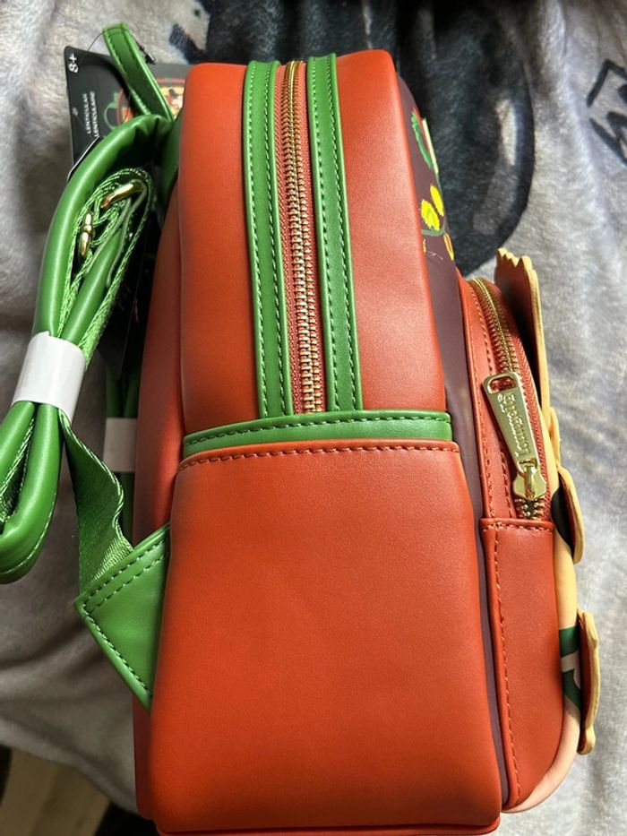Sac à dos loungefly Disney thème Noël hiver cheminée - photo numéro 5