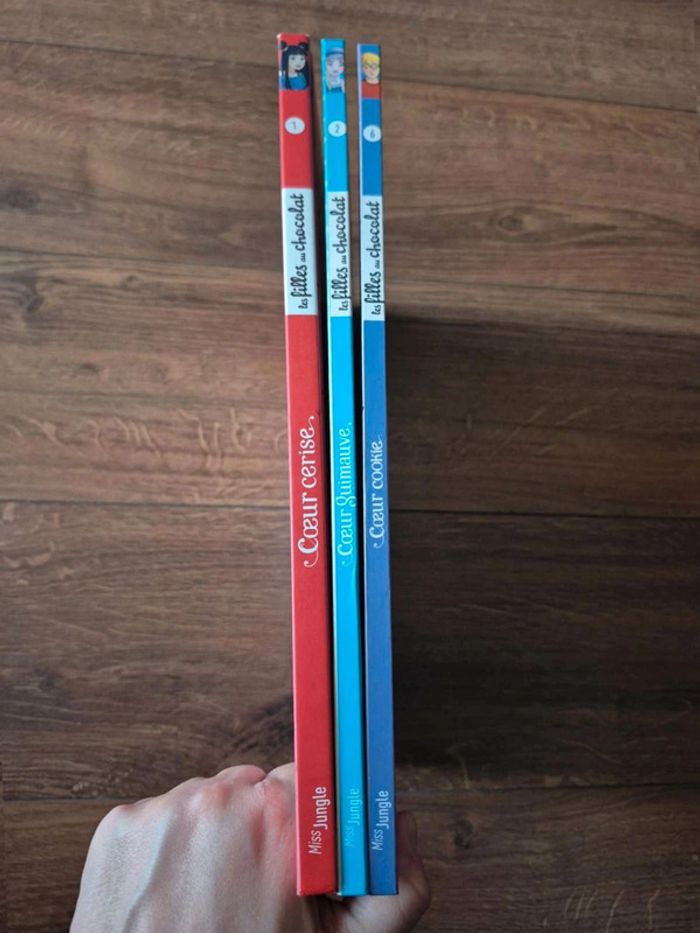 Lot de 3 bandes dessinées Les filles au chocolat - photo numéro 6