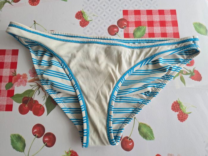 MAILLOT BAIN FILLE 👧 RAYÉ BLEU TURQUOISE/BLANC TAILLE 36 MARQUE TEX - photo numéro 5