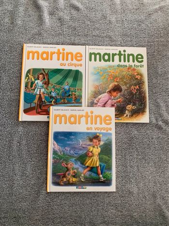 Lot de livres  Martine ( 5 e les 3 )