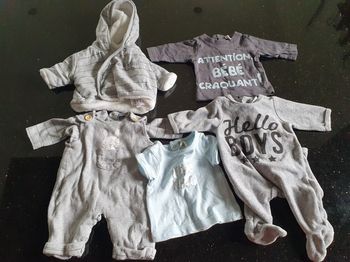 Lot taille naissance
