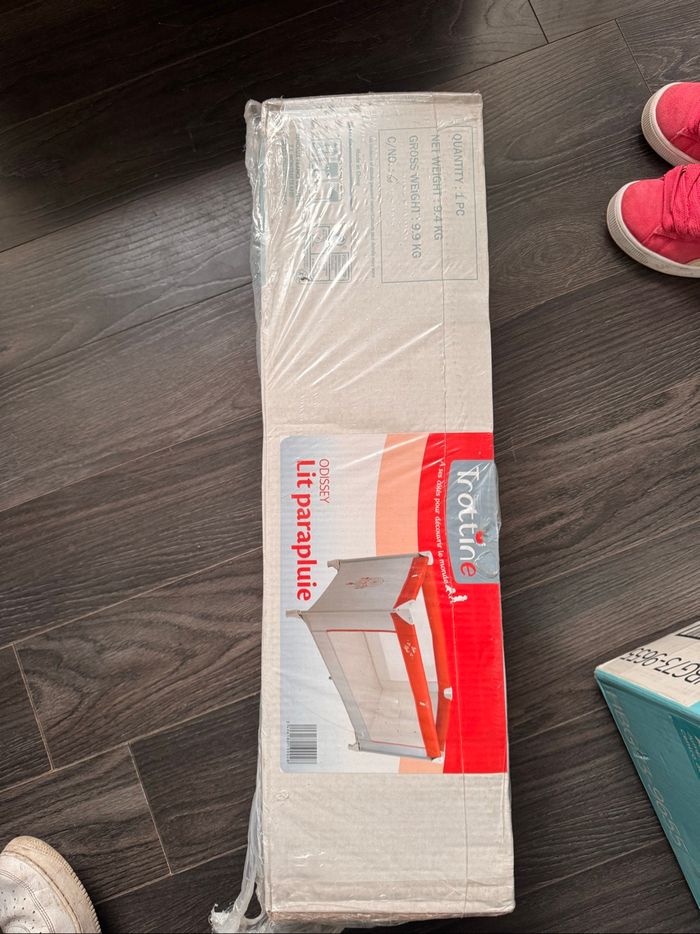 Lit parapluie trottine avec matelas