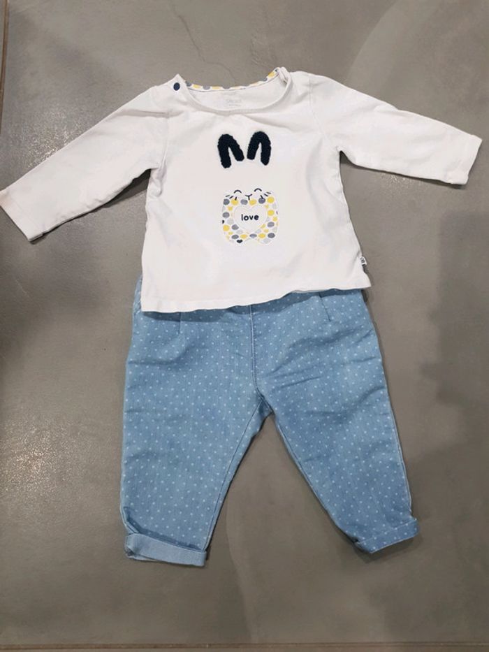 Ensemble jeans tee-shirt