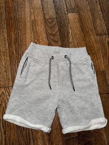 Short ikks 4 ans